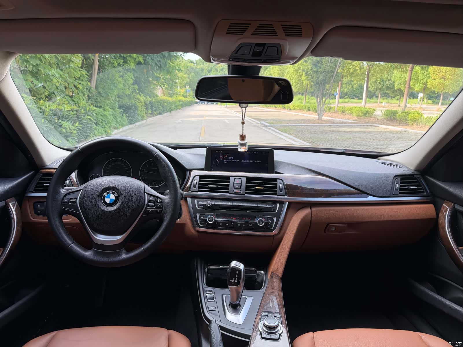 BMW 3 Series, 2013 8