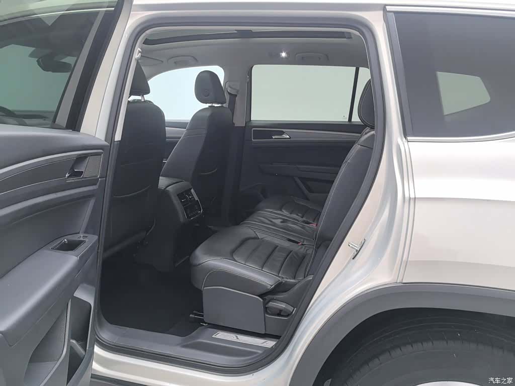 Volkswagen Teramont, 2018 15