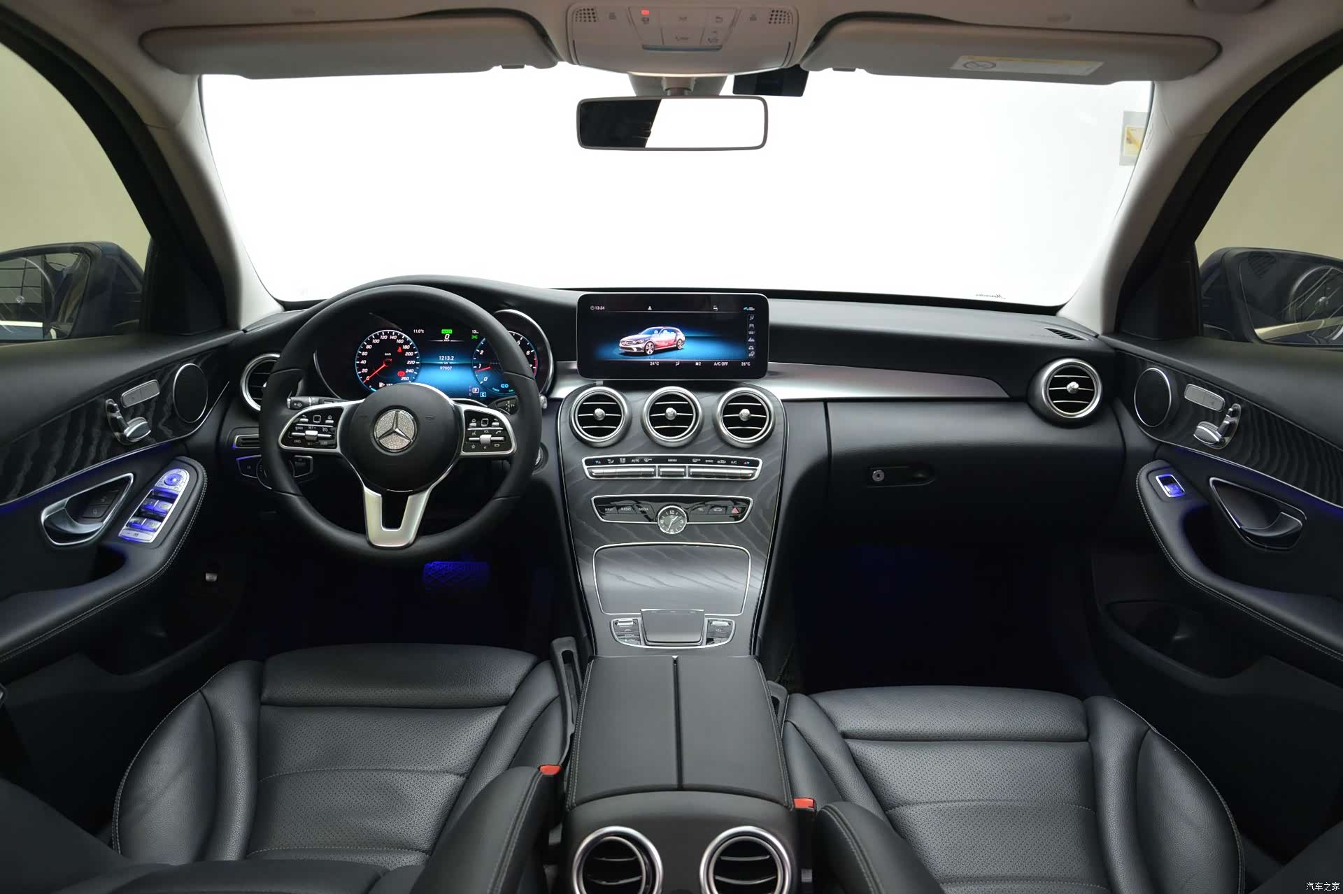 Mercedes-Benz C-Class, 2020 8
