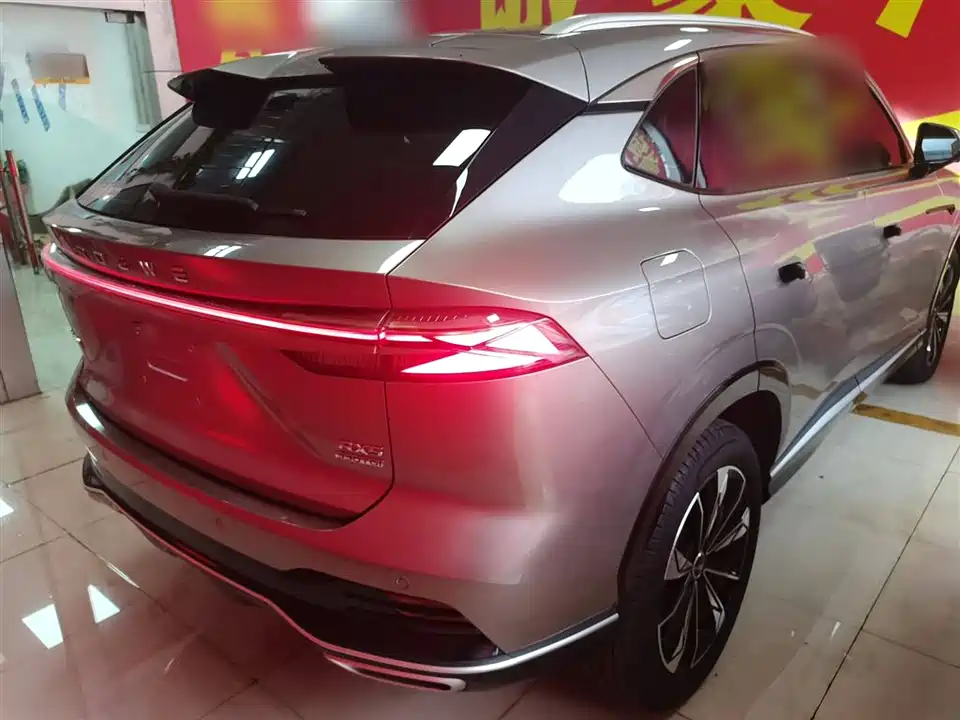 Roewe RX5
