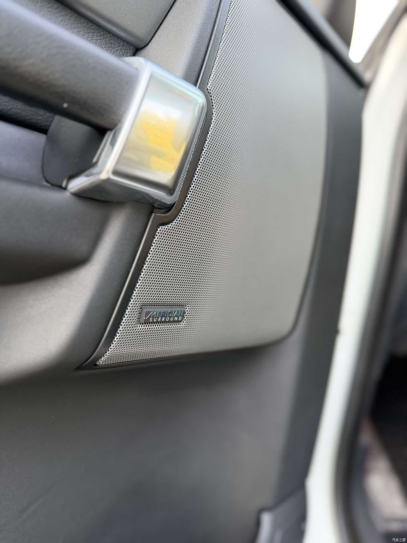 Land Rover Discovery, 2016 28