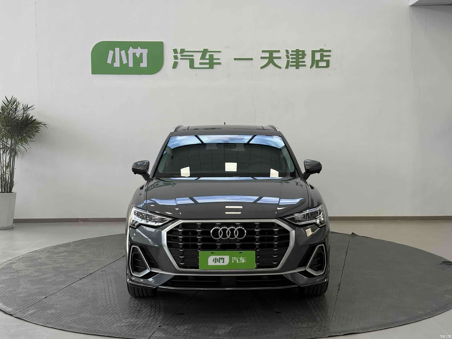 Audi Q3, 2022 3