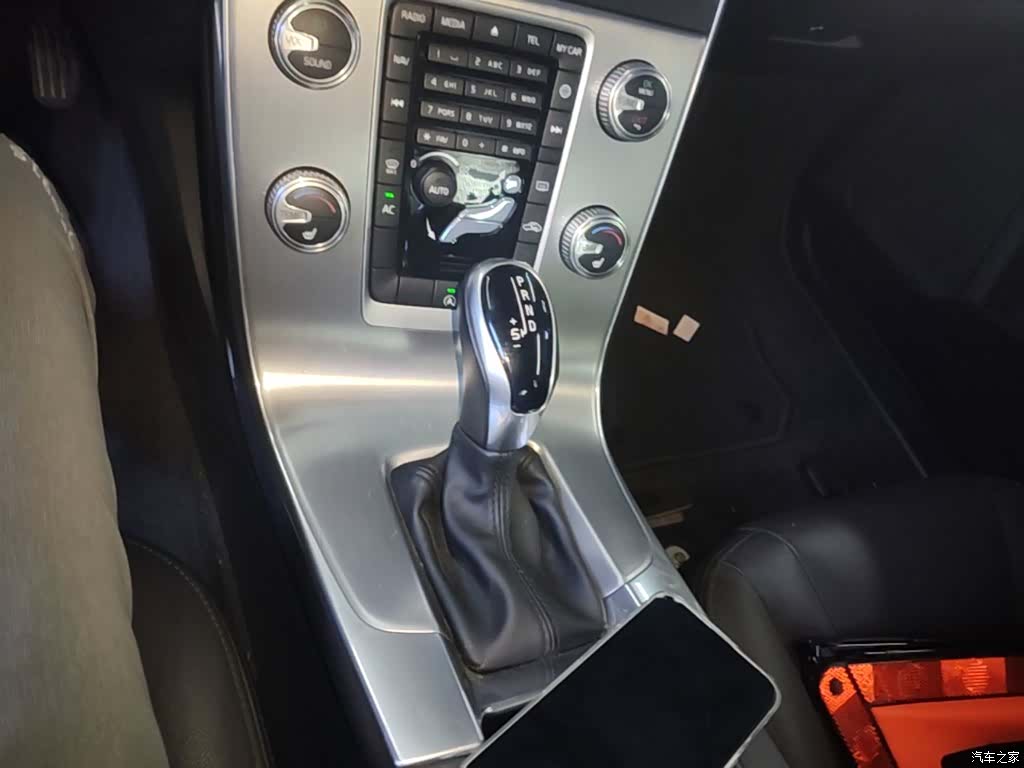 Volvo S60, 2016 14