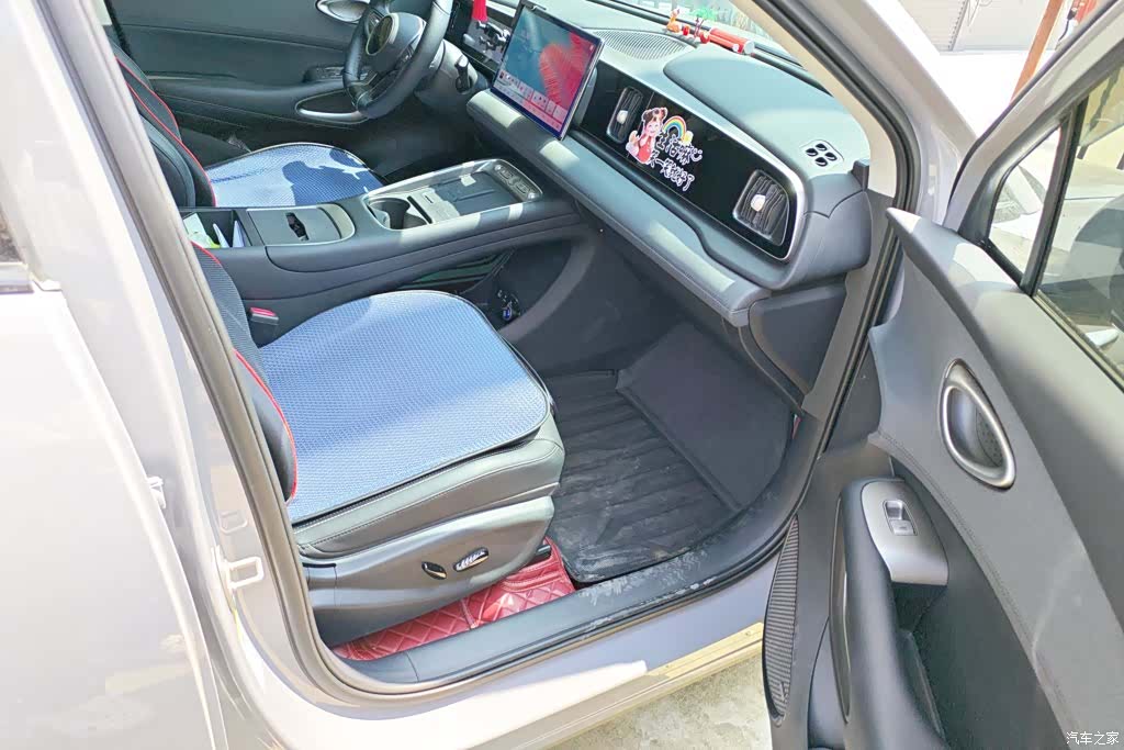 BYD HiAce, 2025 8