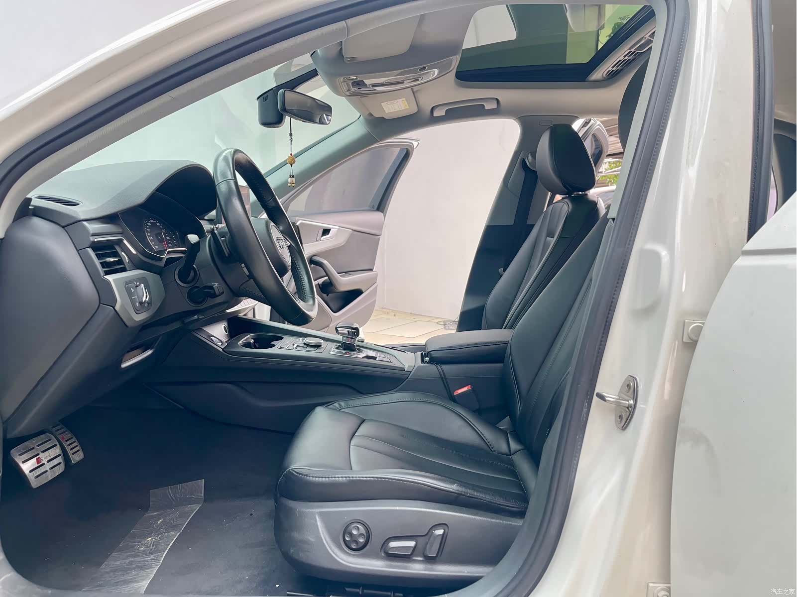 Audi A4L, 2018 4