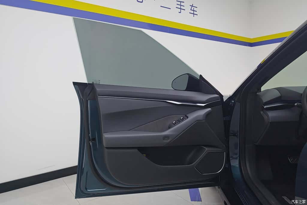 Xpeng P7, 2025 7