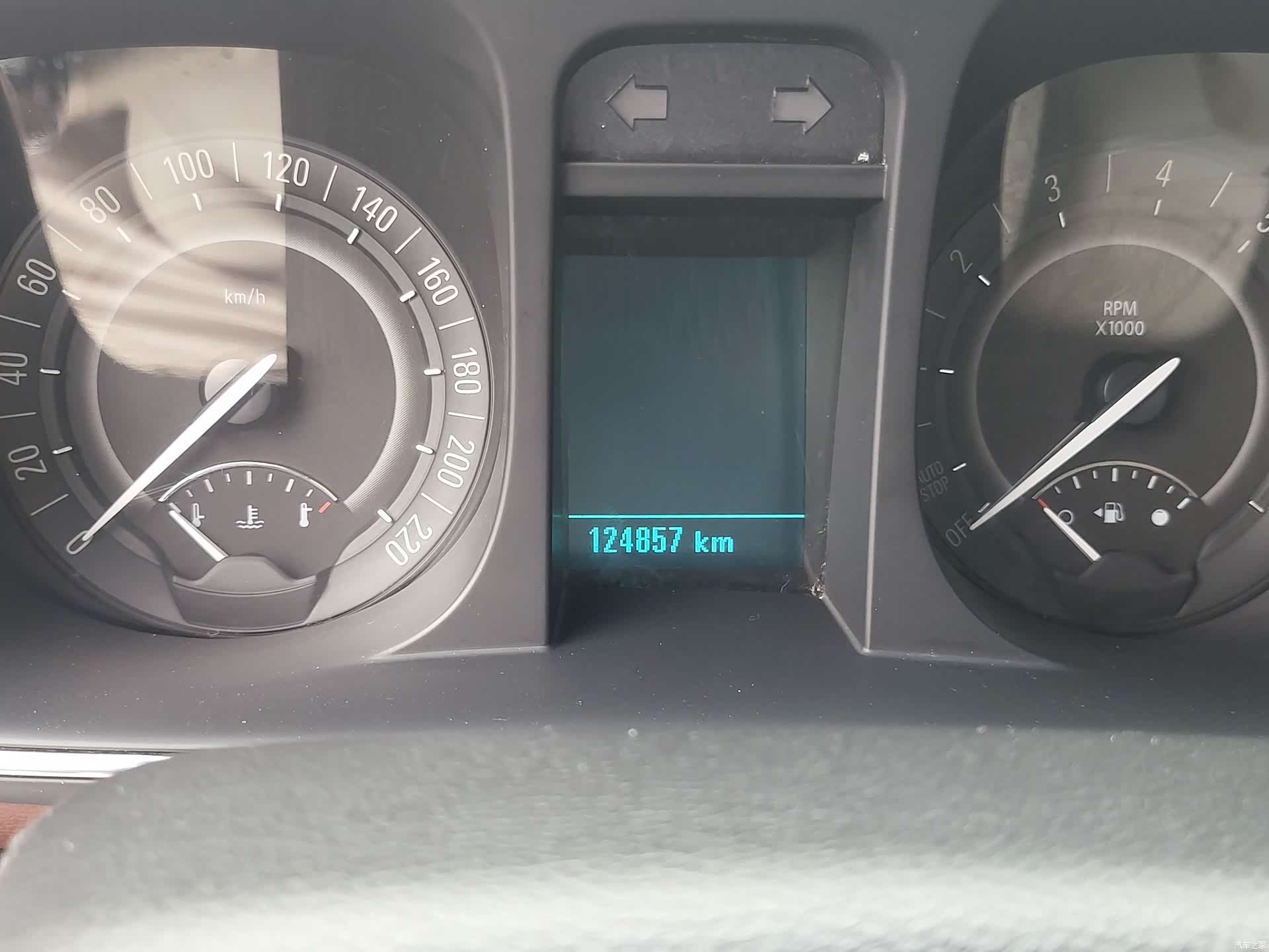 Buick GL8, 2019 15