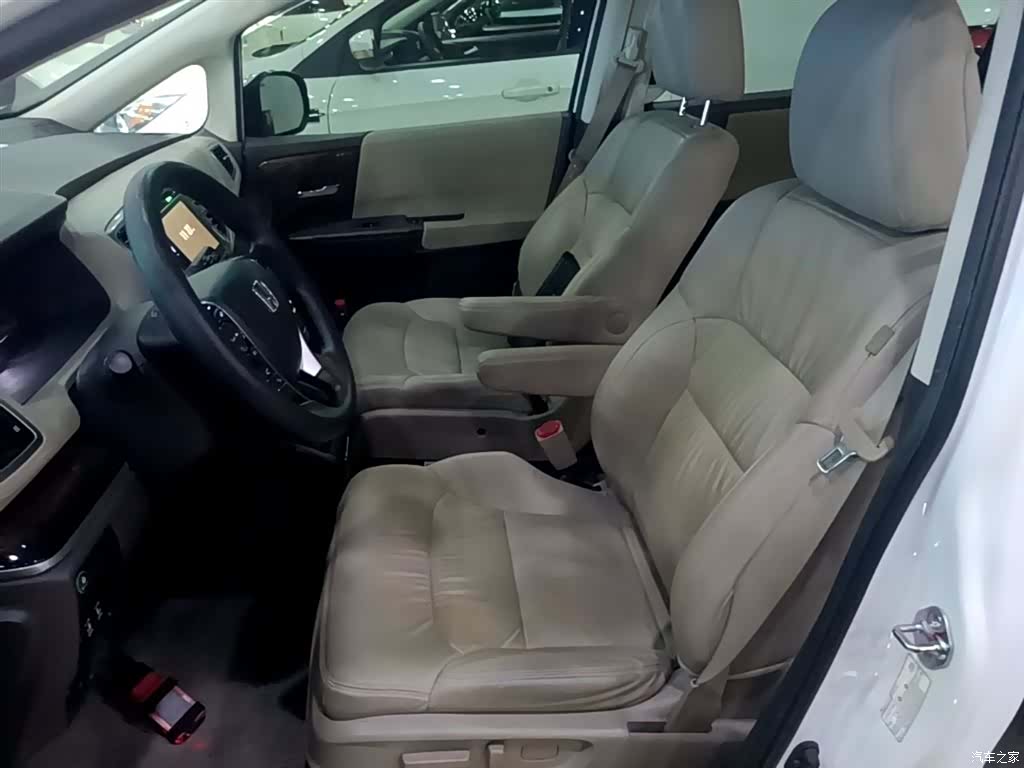 Honda Odyssey, 2017 15