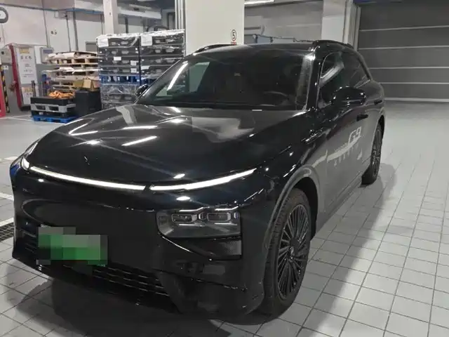 XPeng G9 2025 — купить из Китая под заказ