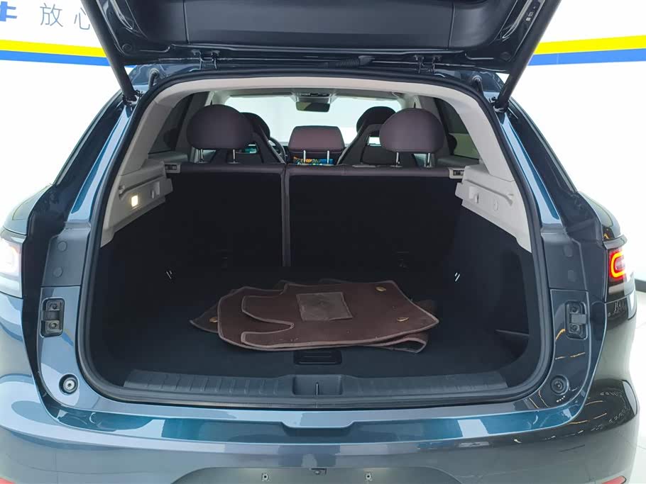 Leapmotor C11