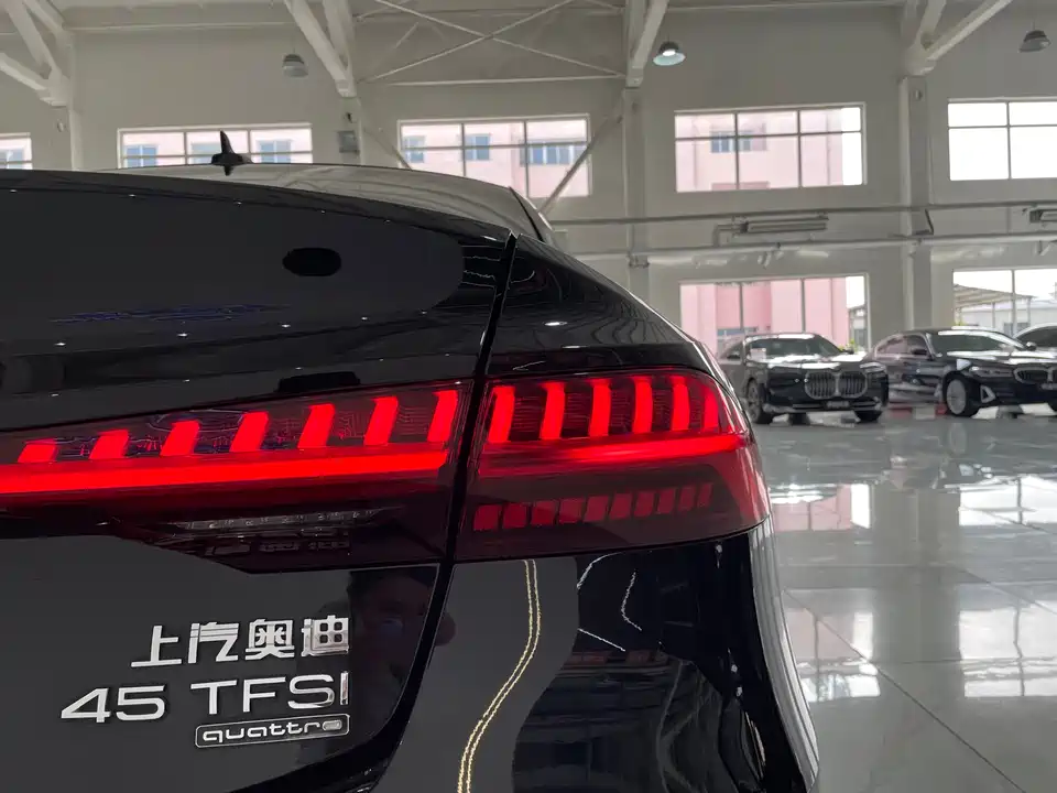 Audi A7L Audi A7L