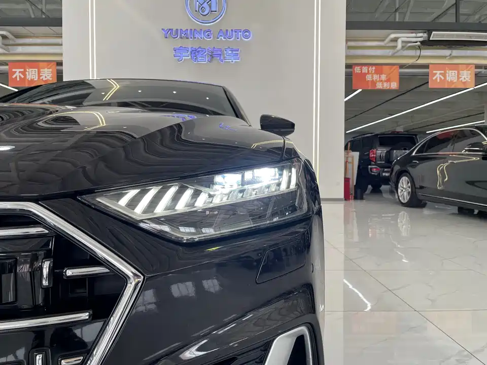 Audi A7L Audi A7L