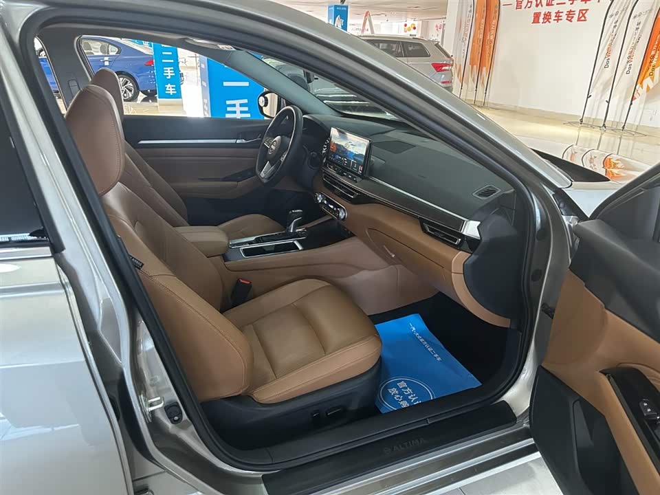Nissan Teana Nissan Teana