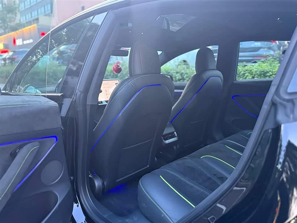 Tesla Model 3 Tesla Model 3