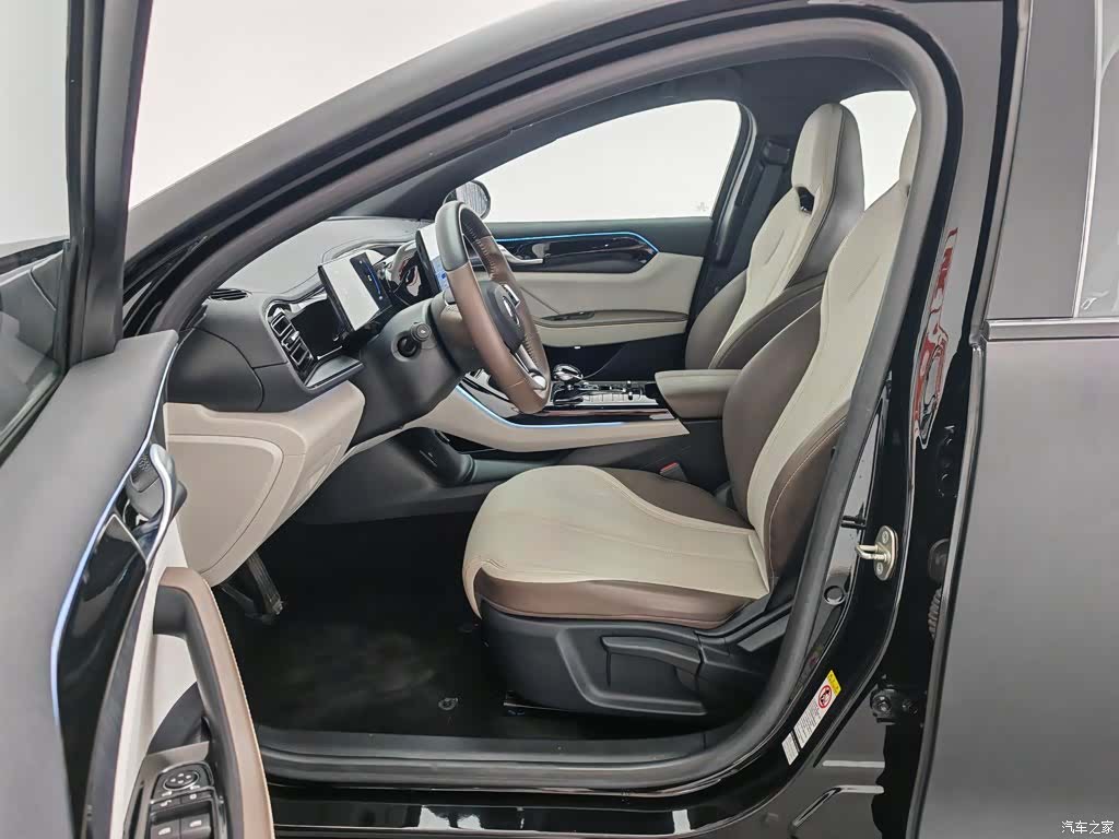 BYD Qin, 2023 10