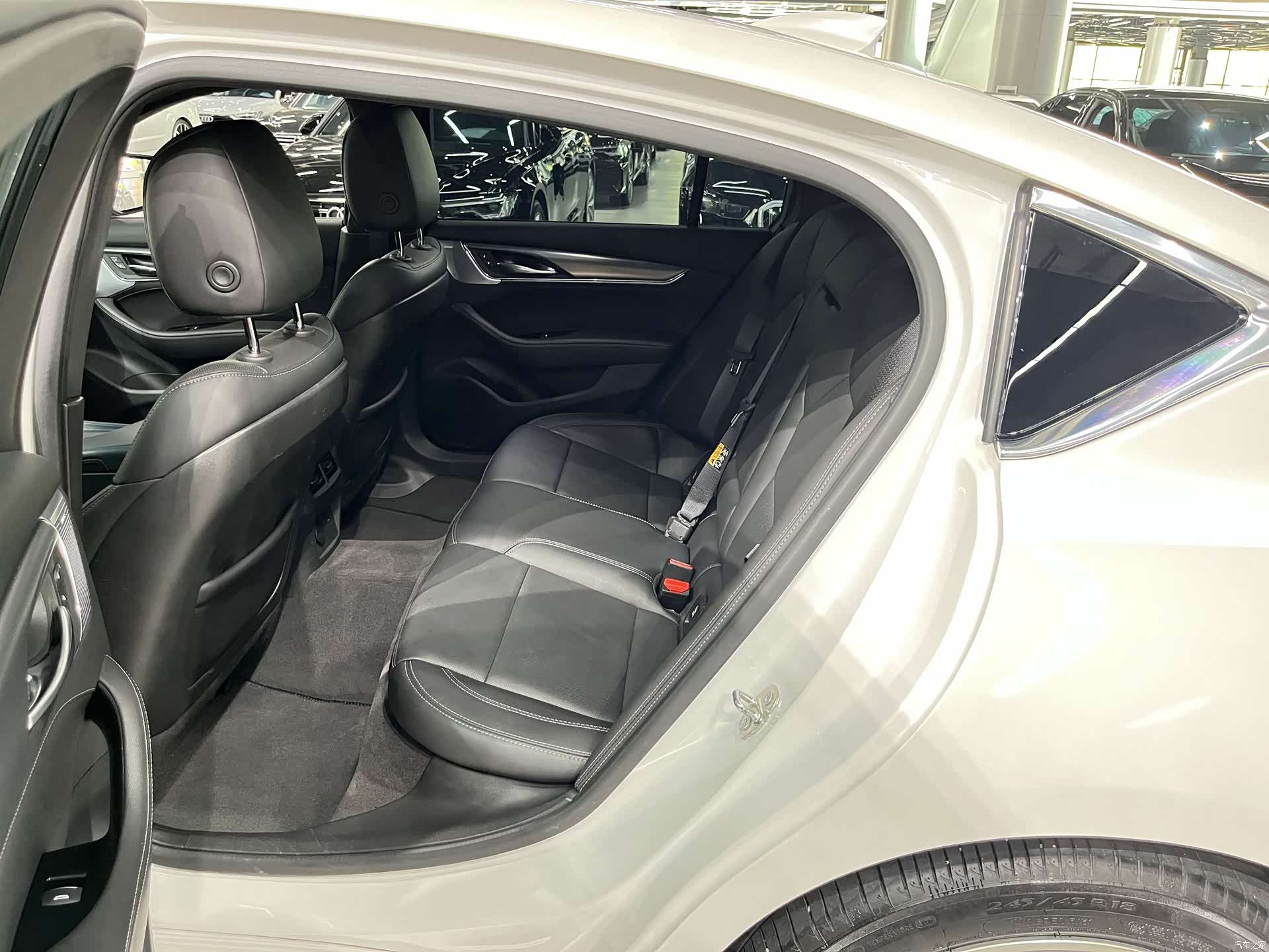 Cadillac CT5, 2023 6