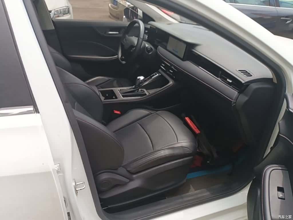 Roewe i5, 2023 25
