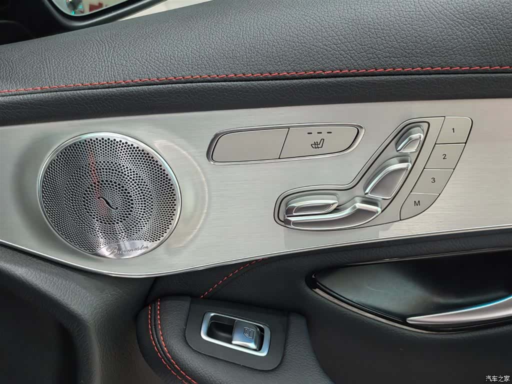 Mercedes-Benz GLC, 2018 13