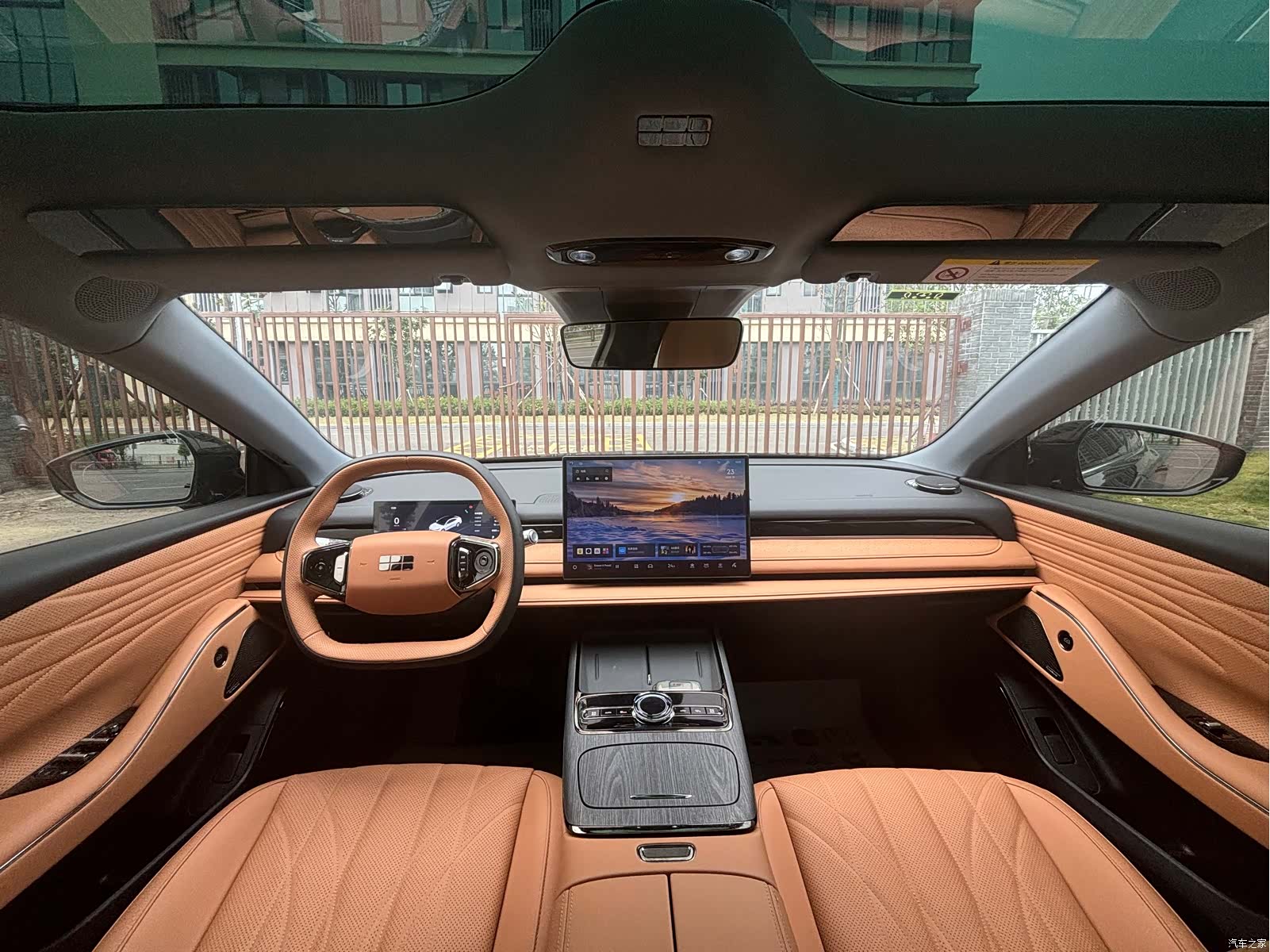 Geely 8, 2026 6
