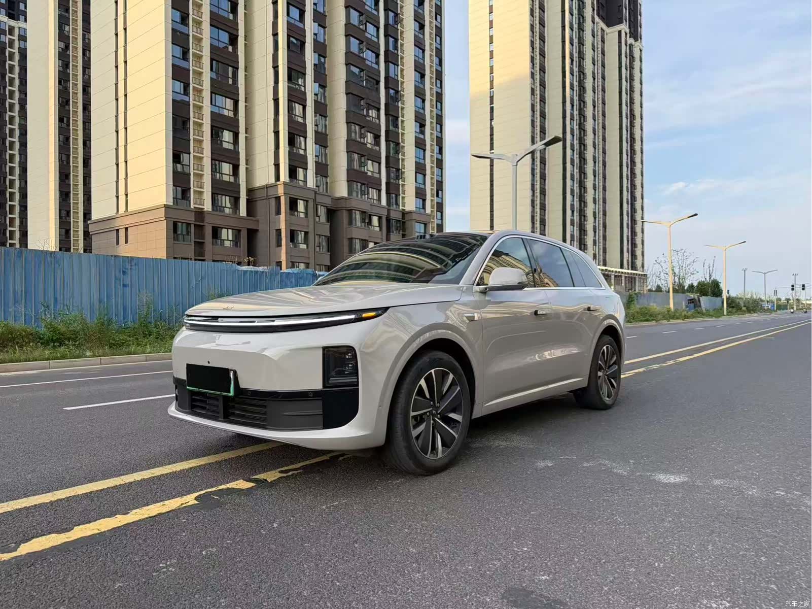 Li Auto L6, 2025 3