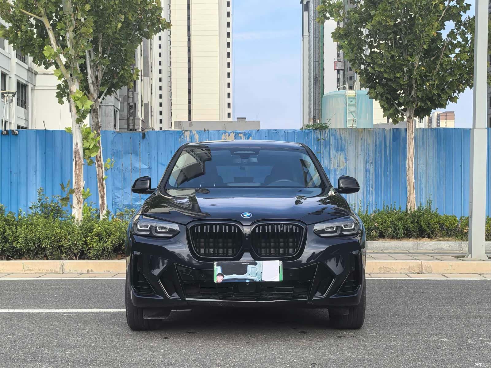 BMW iX3, 2025 2