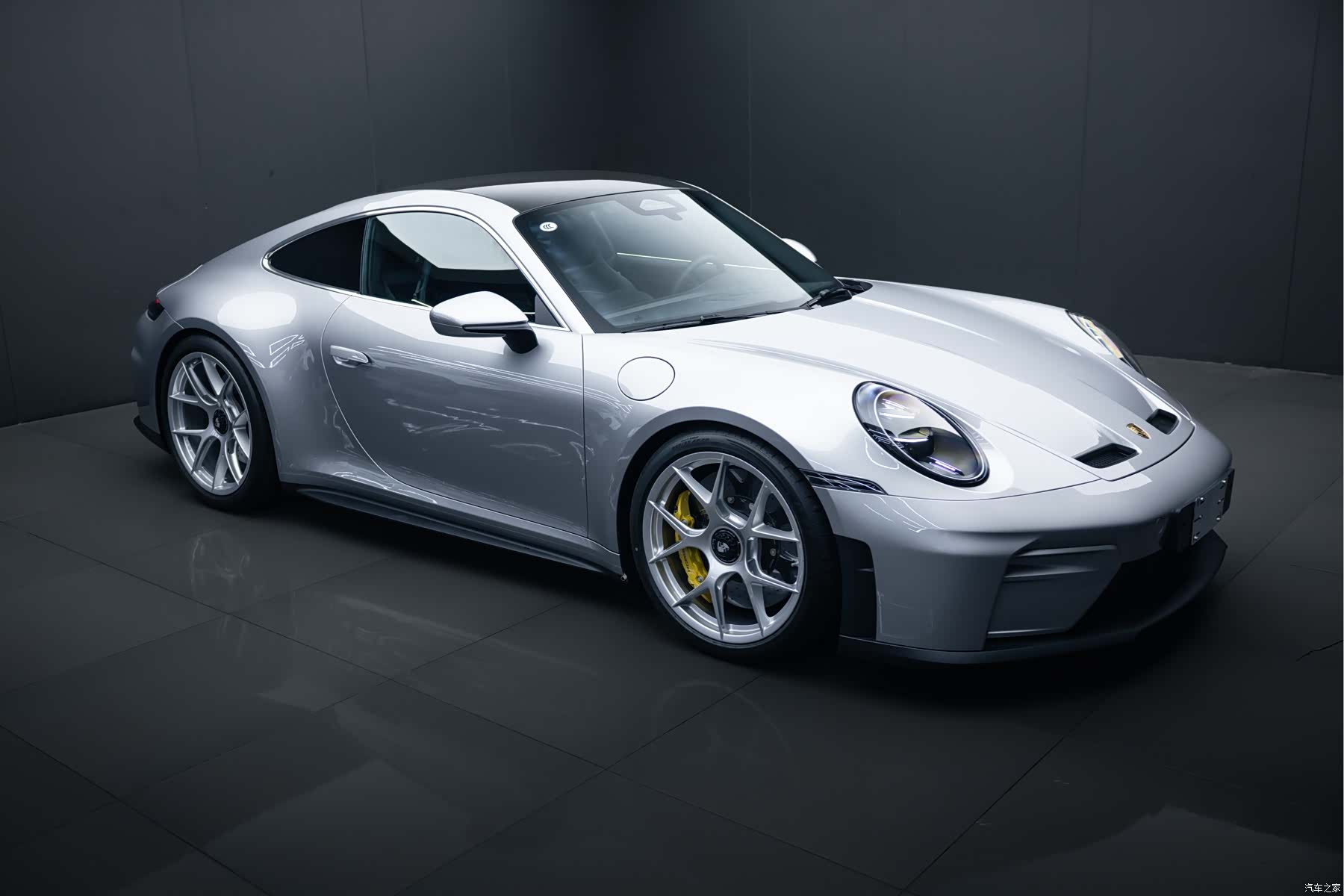 Porsche 911, 2025 6