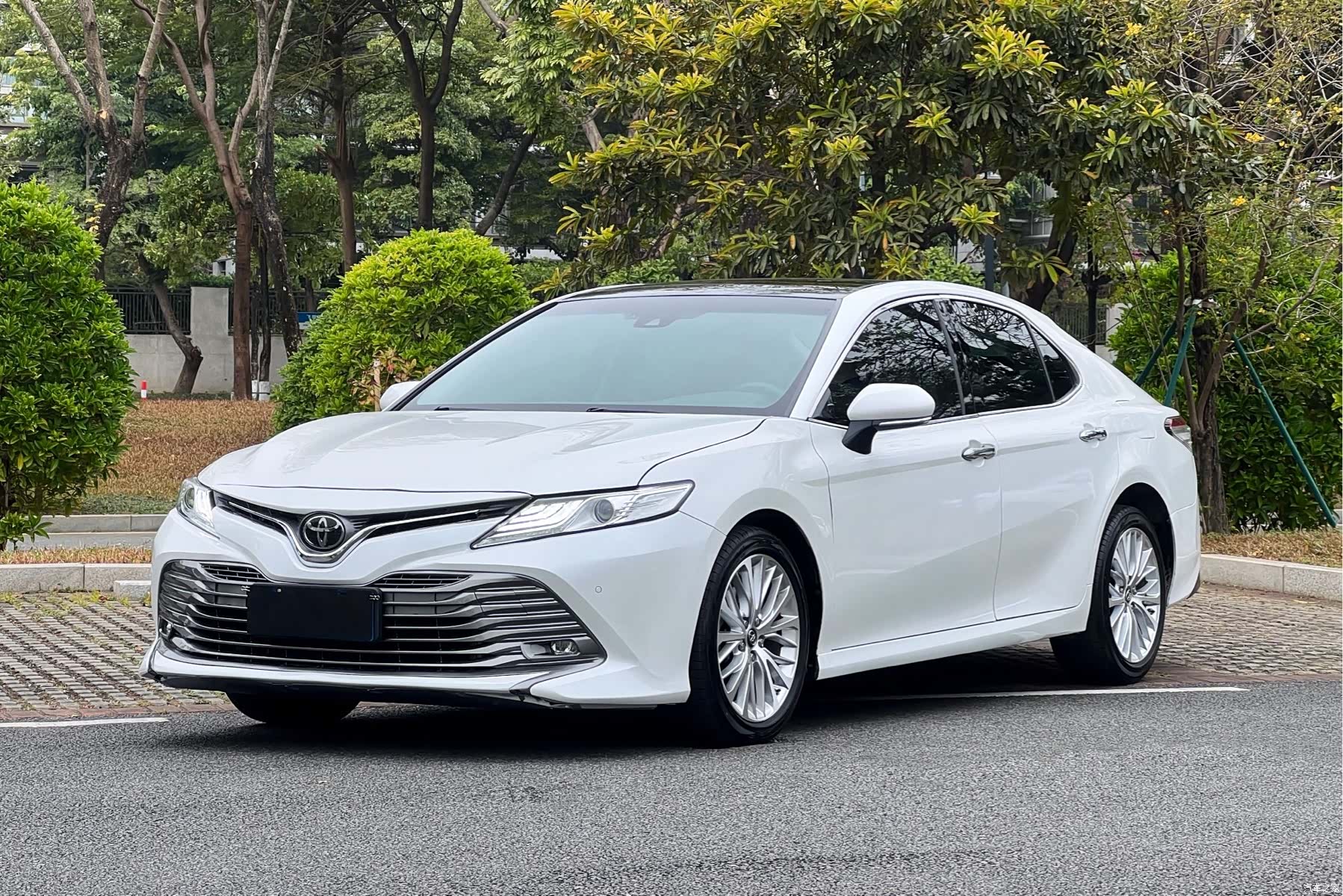 Toyota Camry, 2020 1