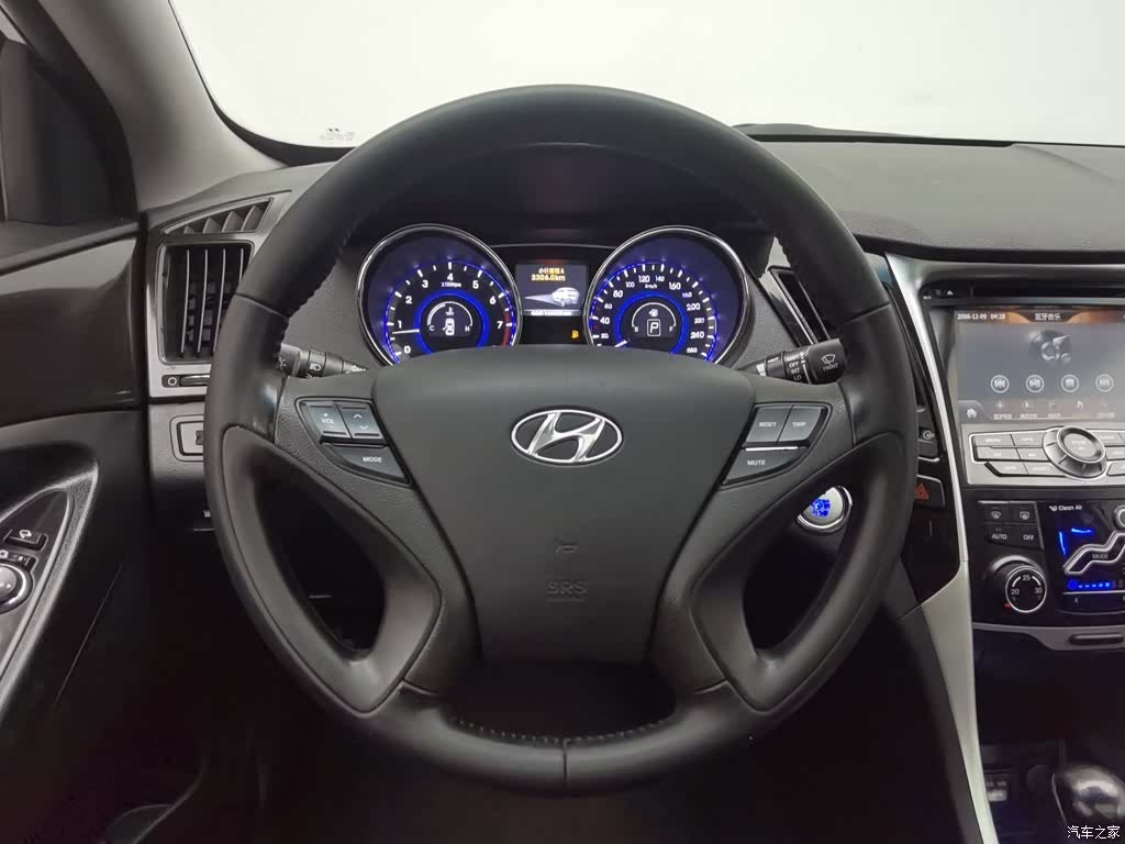 Hyundai Sonata, 2014 11