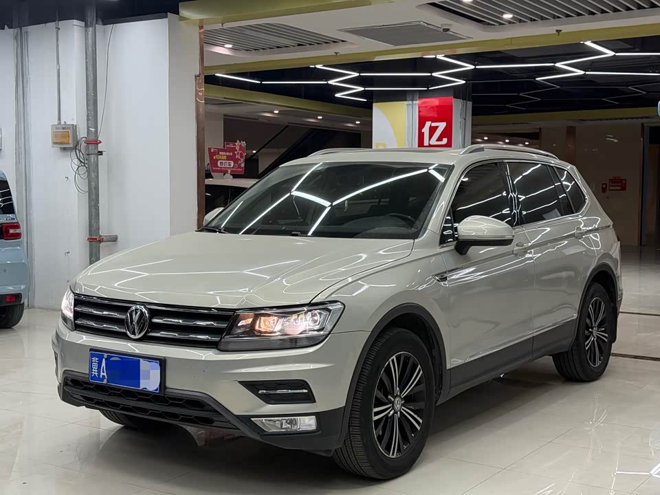 Volkswagen Tiguan L
