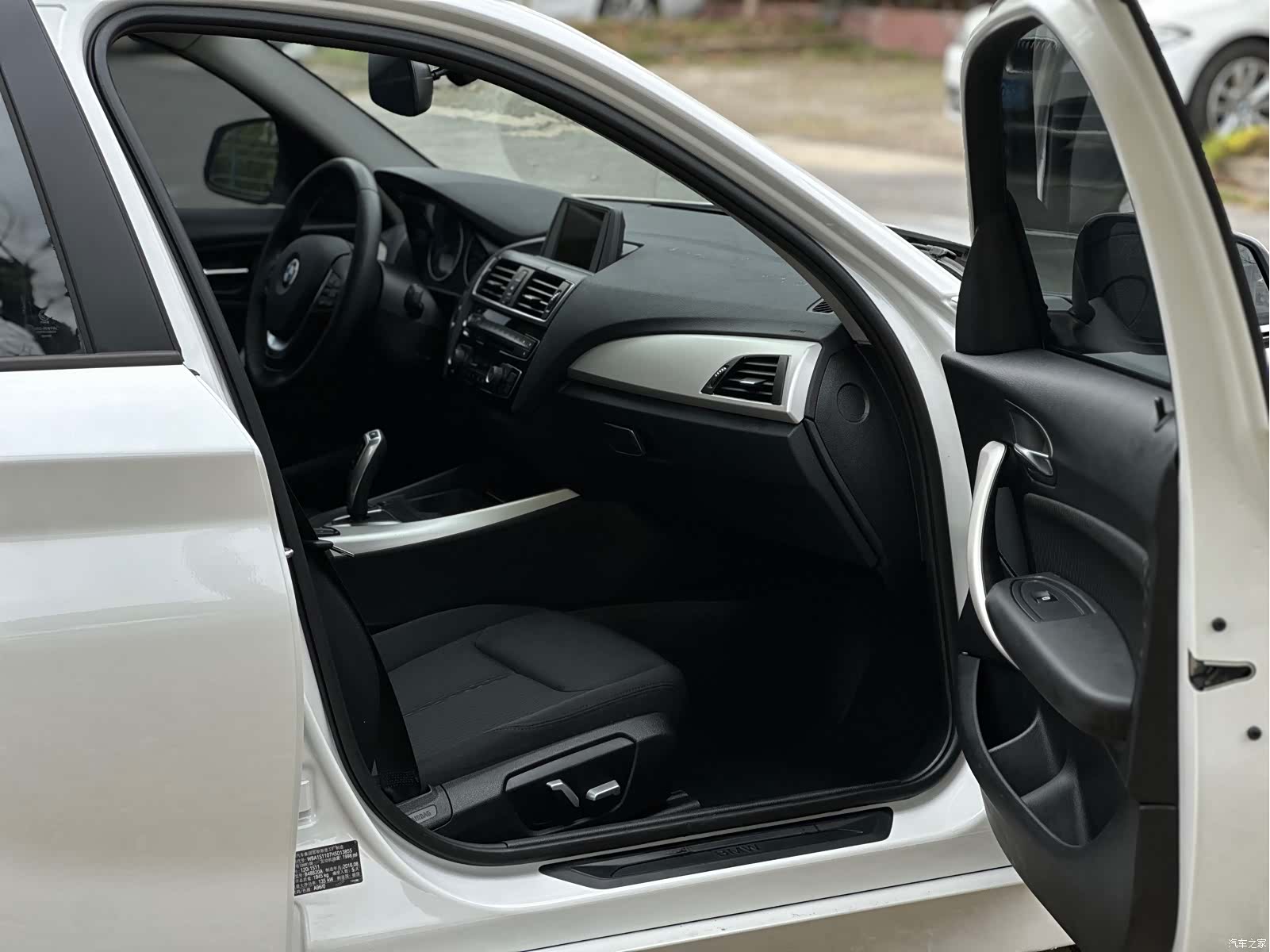BMW 1 Series, 2016 9