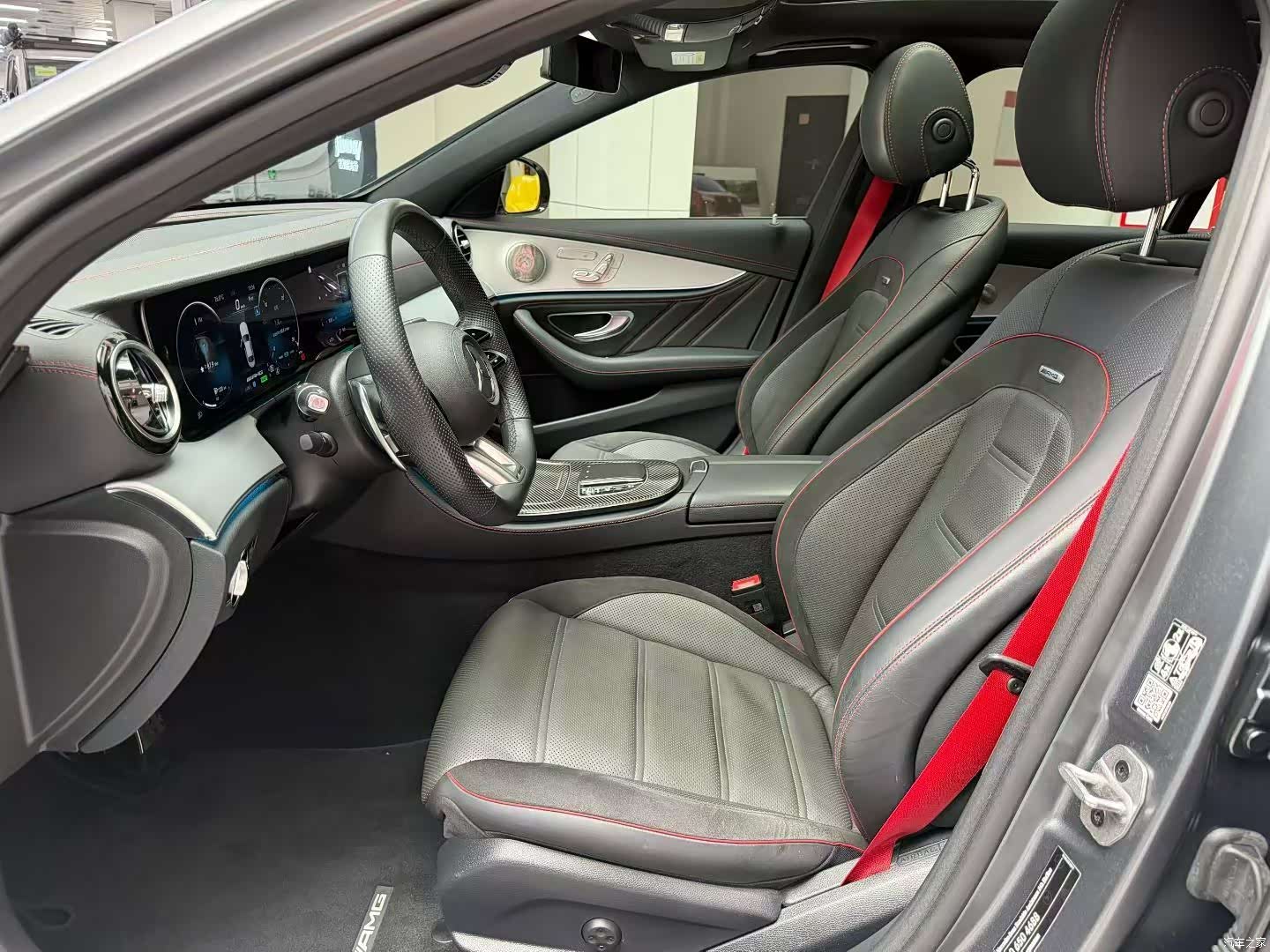 Mercedes-Benz E-Class, 2023 8