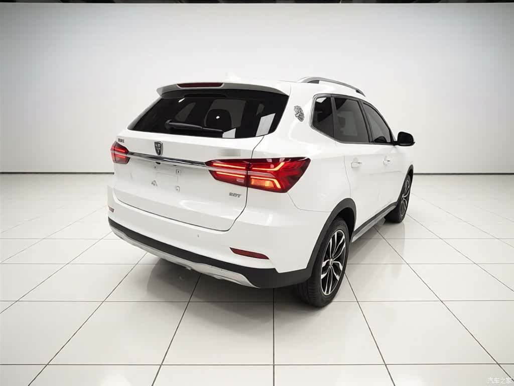 Roewe RX5, 2017 все фото