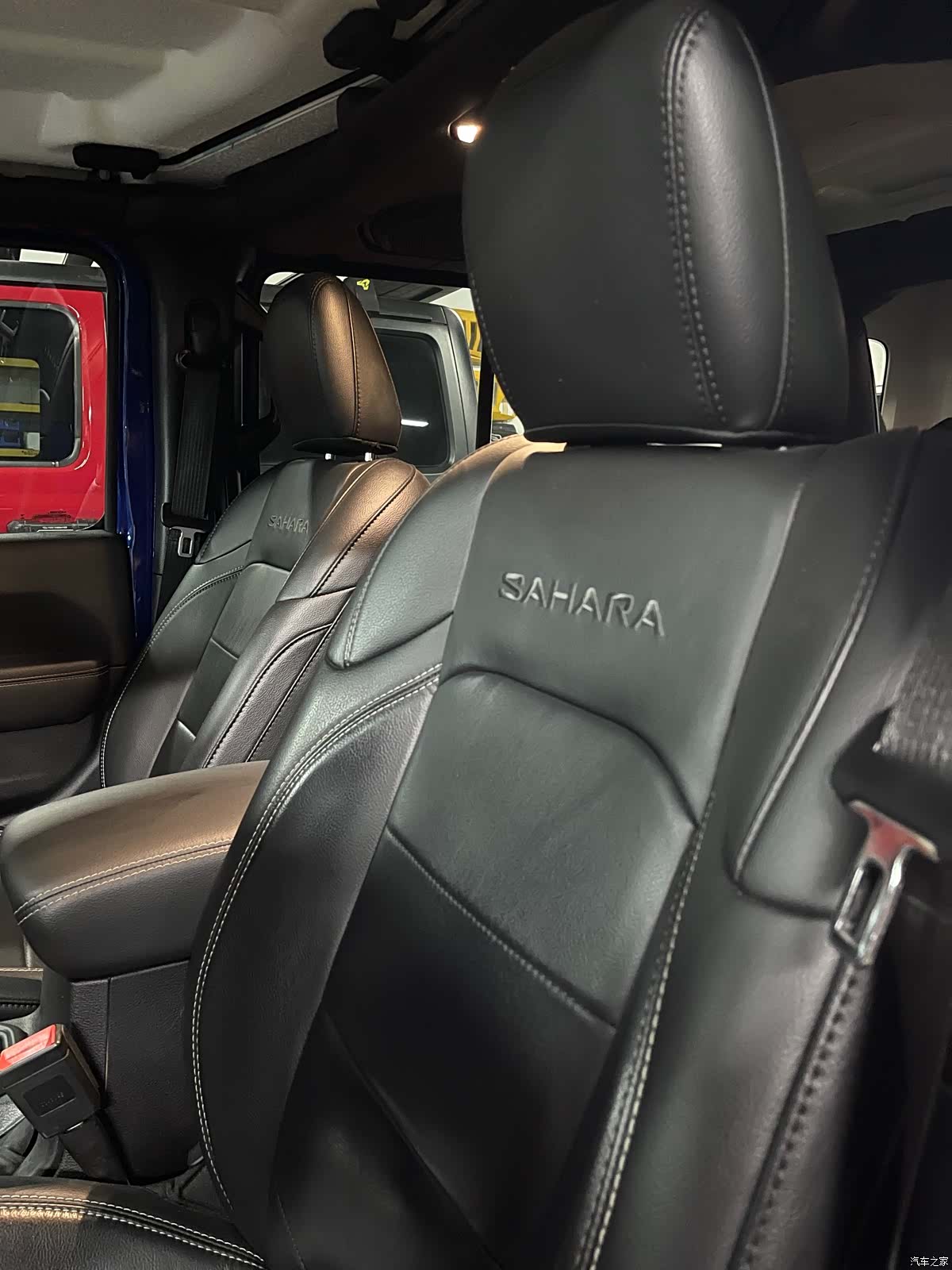 Jeep Wrangler, 2020 15