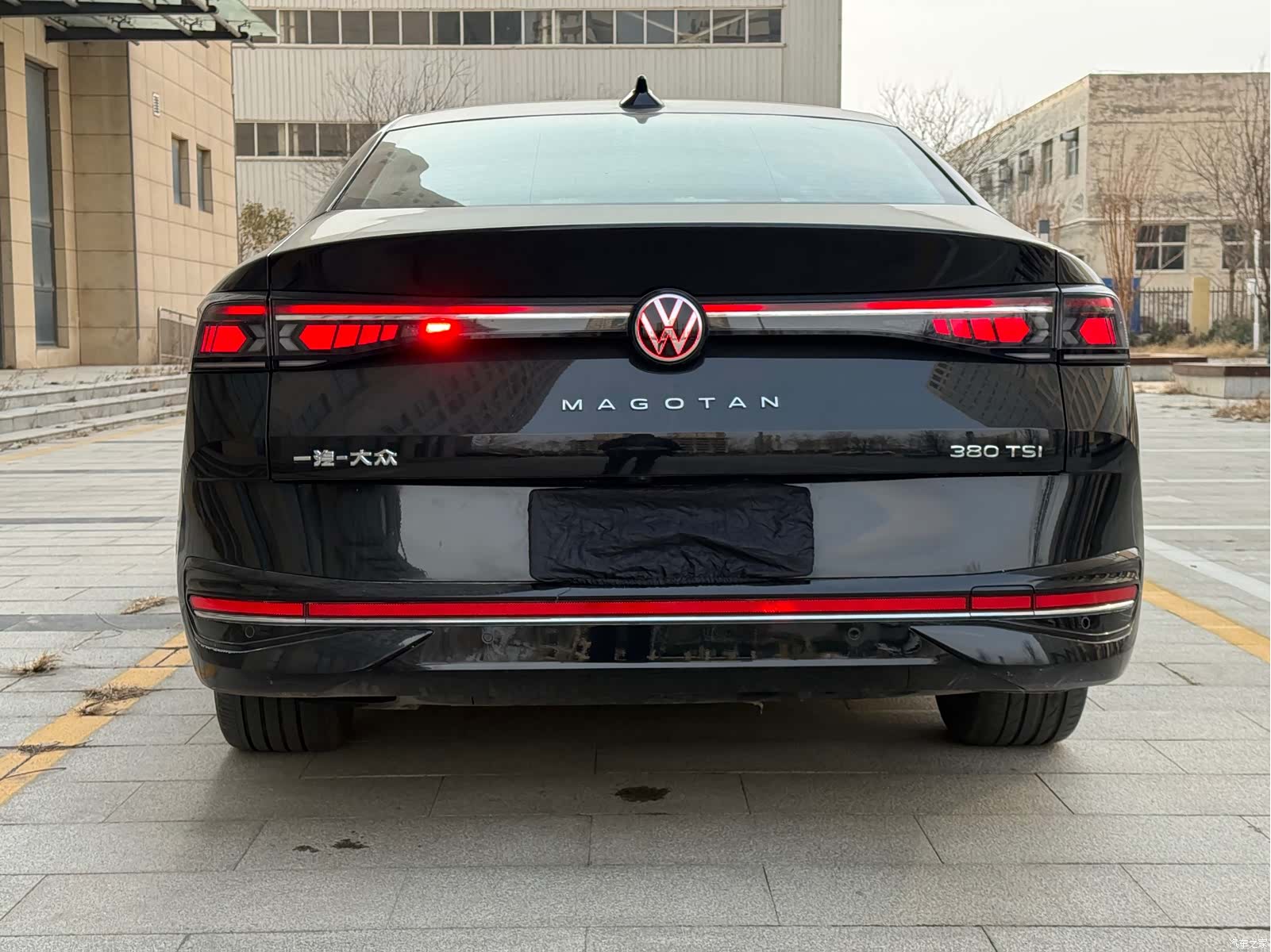 Volkswagen Magotan, 2025 14