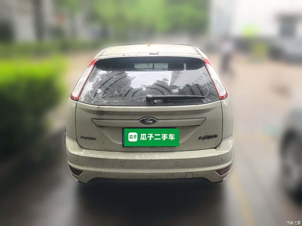 Ford Focus, 2014 4