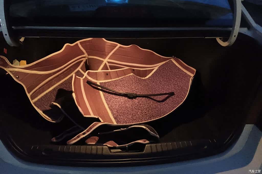 Chevrolet SE, 2014 4