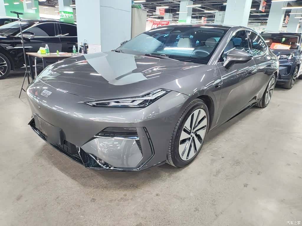 Geely E8, 2024 1