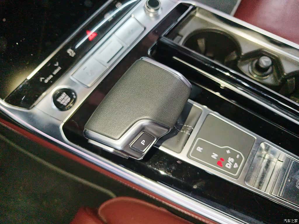 Audi A7L, 2026 10