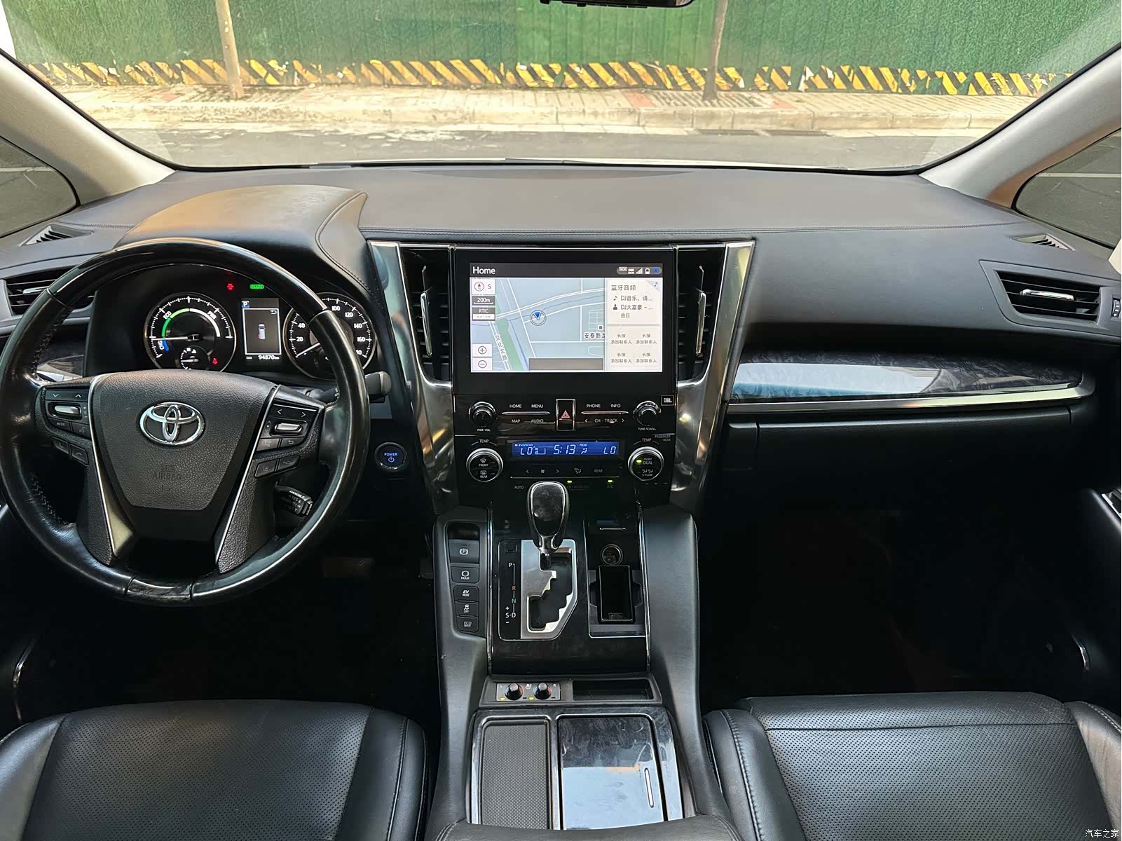 Toyota Vellfire, 2020 6