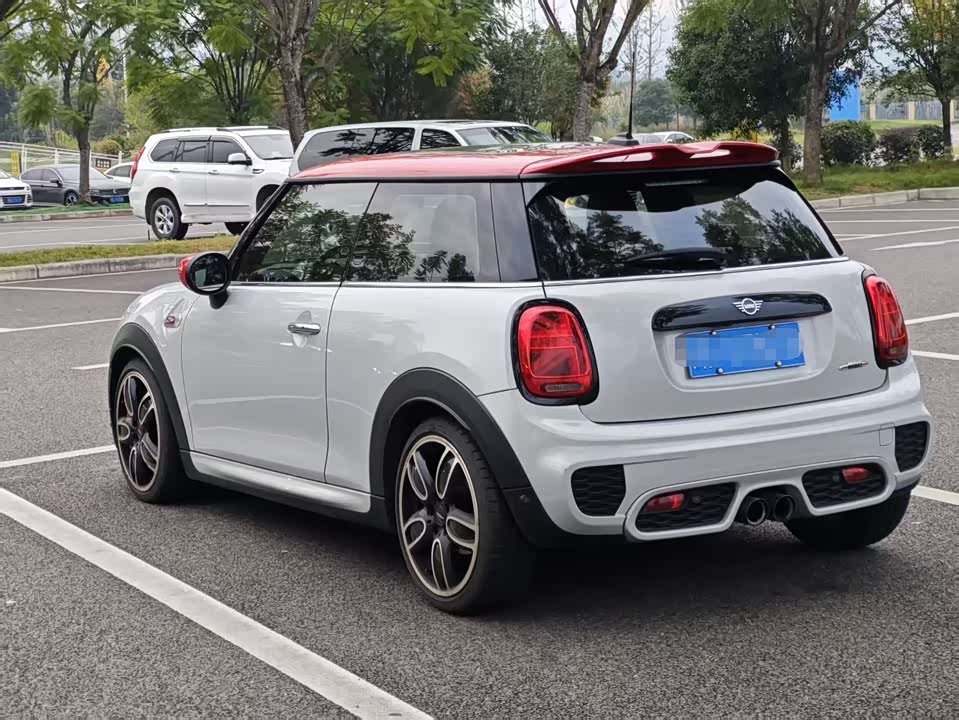 MINI JCW