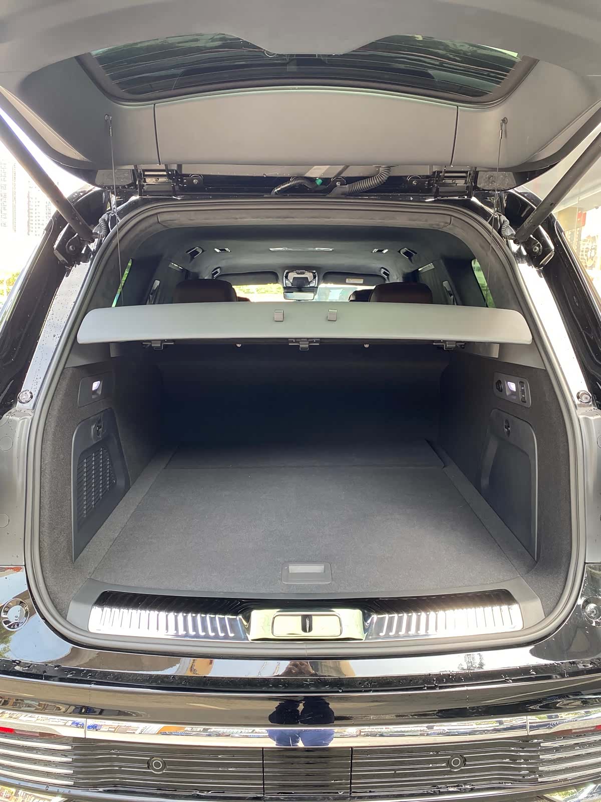 Hongqi 4, 2026 27