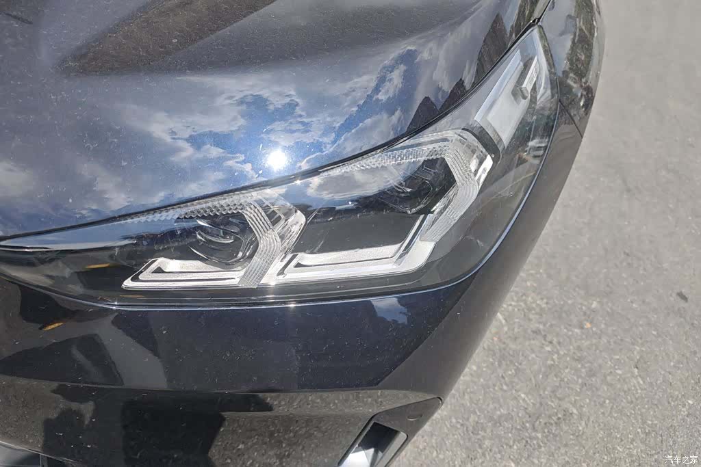 BMW X1, 2024 все фото