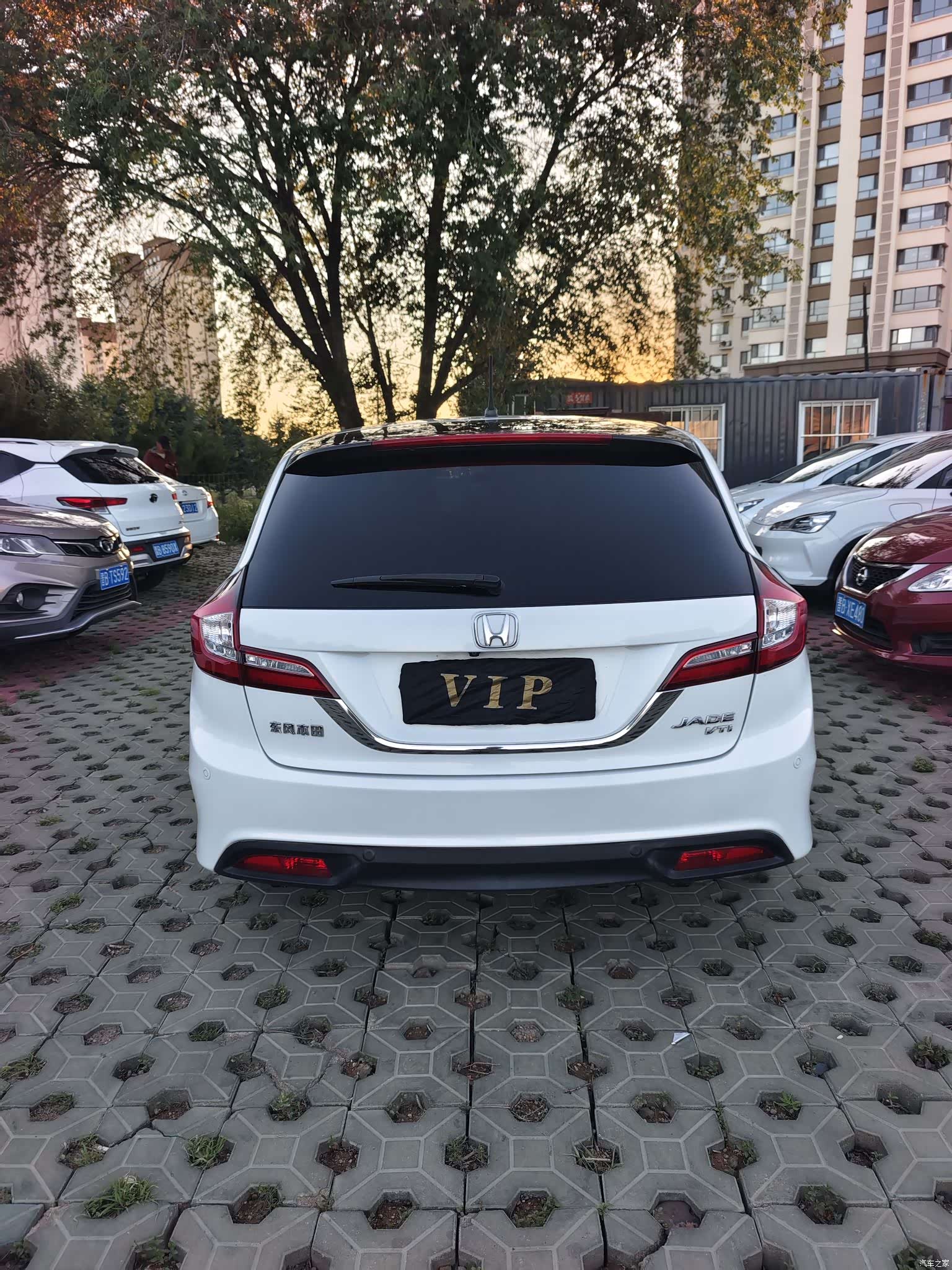 Honda Jade, 2016 8