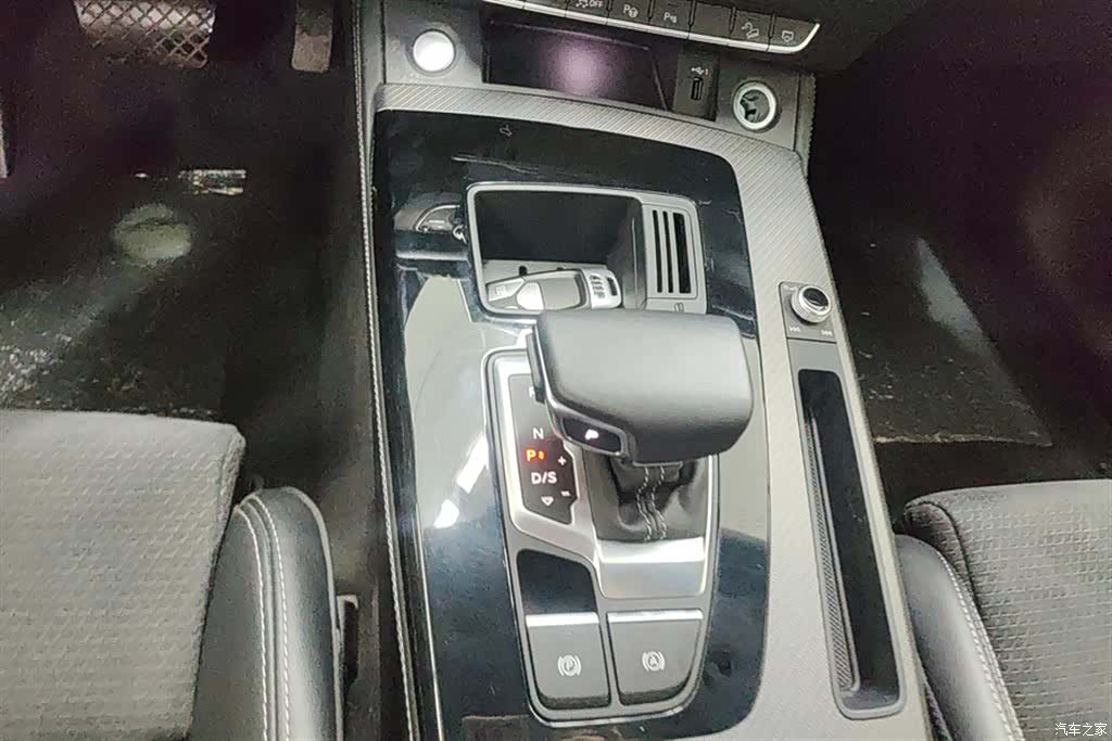 Audi Q5L, 2022 16