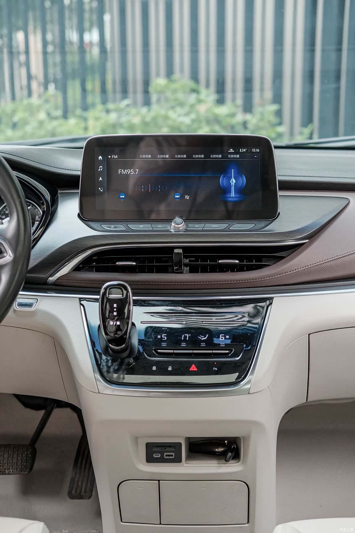 Buick GL8, 2020 8