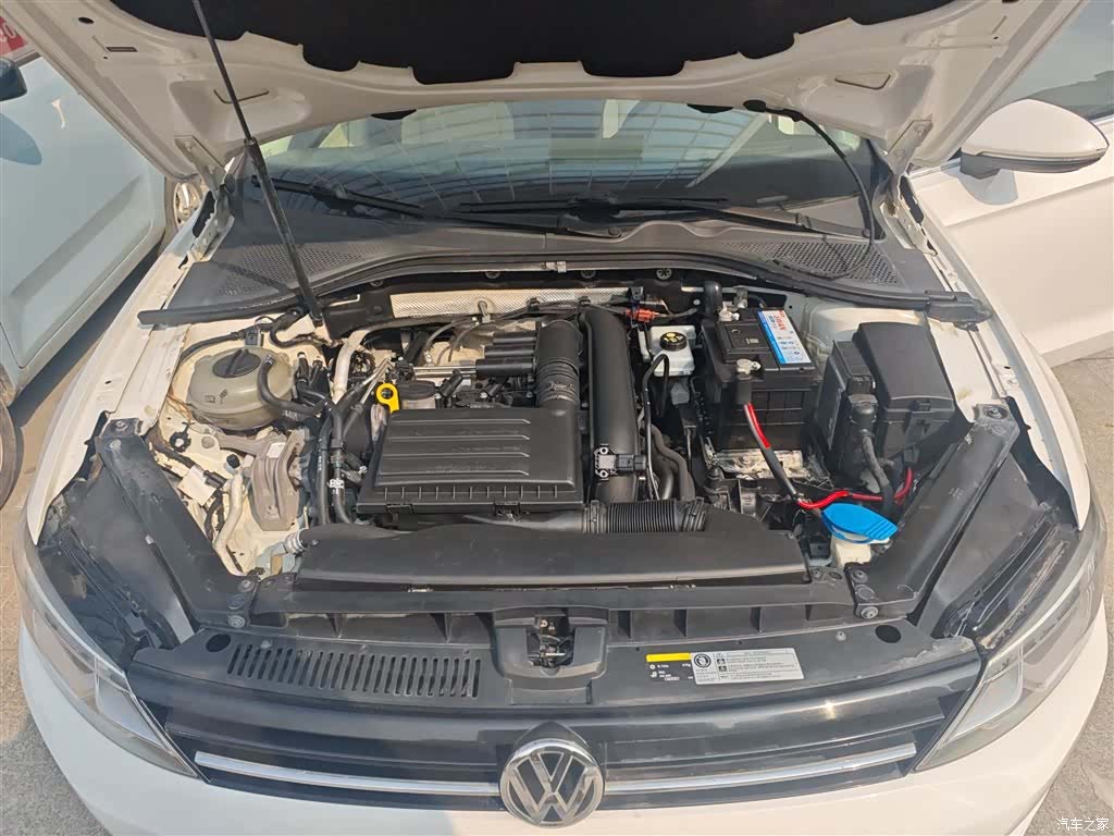 Volkswagen Lamando, 2015 19