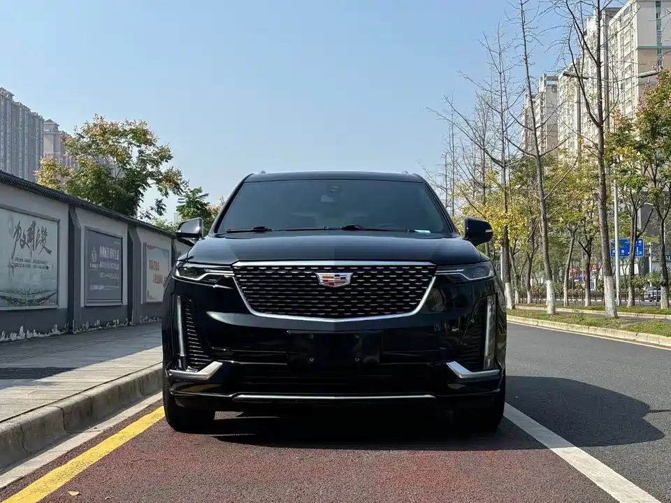 Cadillac XT6