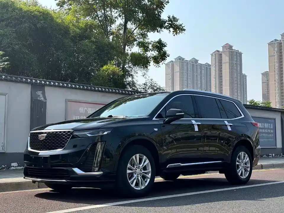 Cadillac XT6