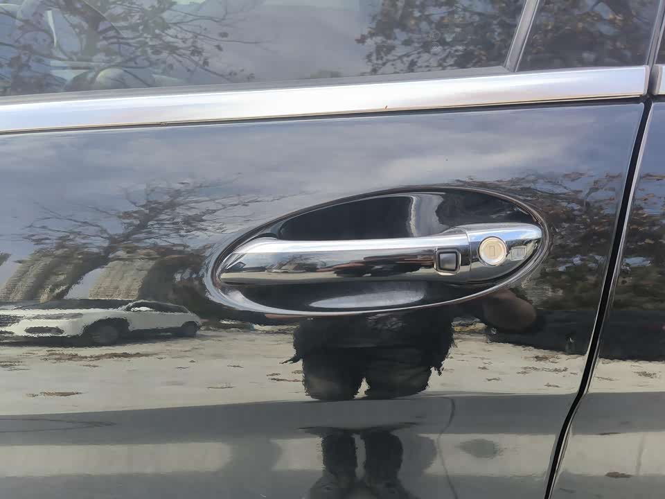 Mercedes-Benz R-class