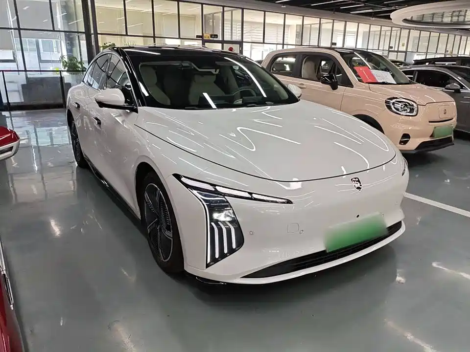 Forthing Xinghai S7 Forthing Xinghai S7
